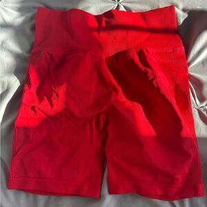 scrunch butt workout shorts